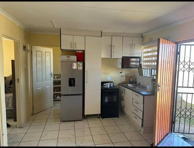 2 BEDROOM PROPERTY TO RENT IN MTHATHA CENTRAL